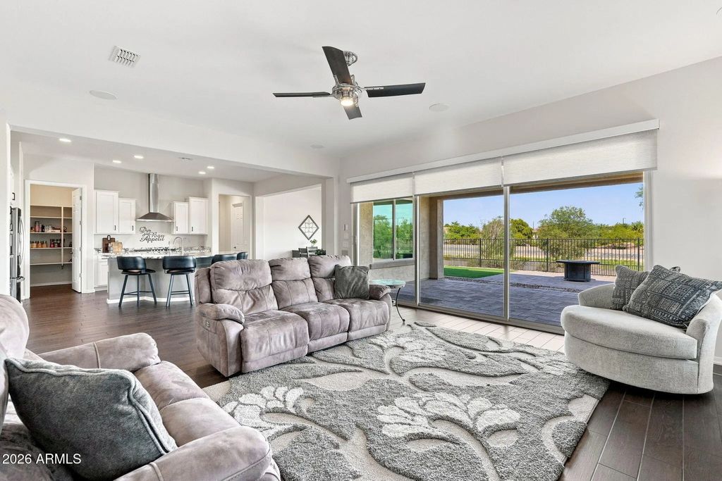 4233 N Brigadier Drive, Florence
