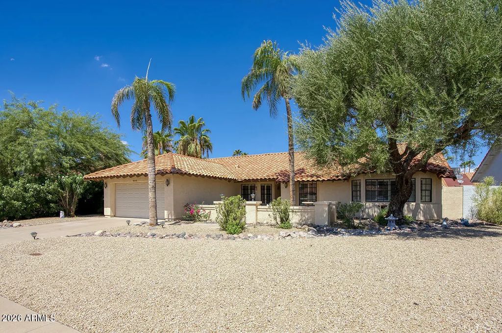 6026 E Waltann Lane, Scottsdale