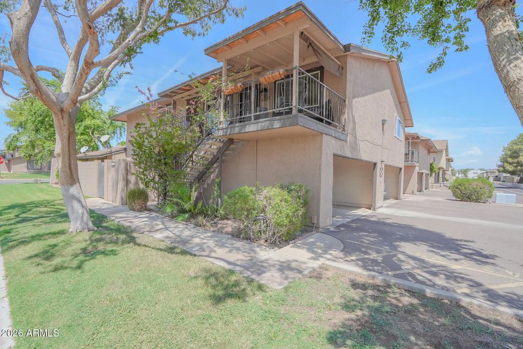 1207 N 84th Place, Scottsdale