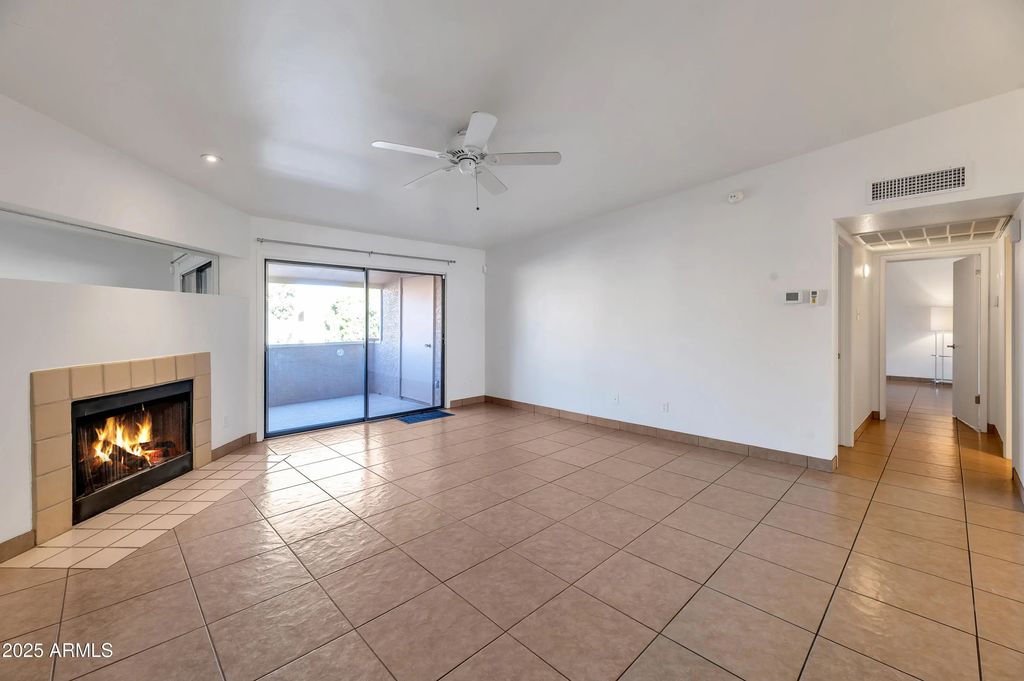 7950 E Starlight Way (unit Unit 210), Scottsdale