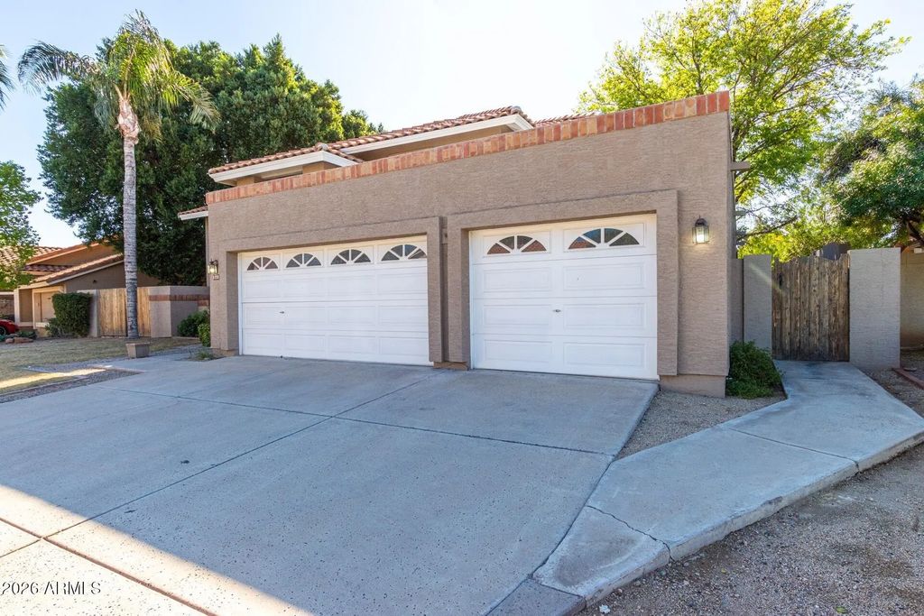 1231 E Grandview Street, Mesa