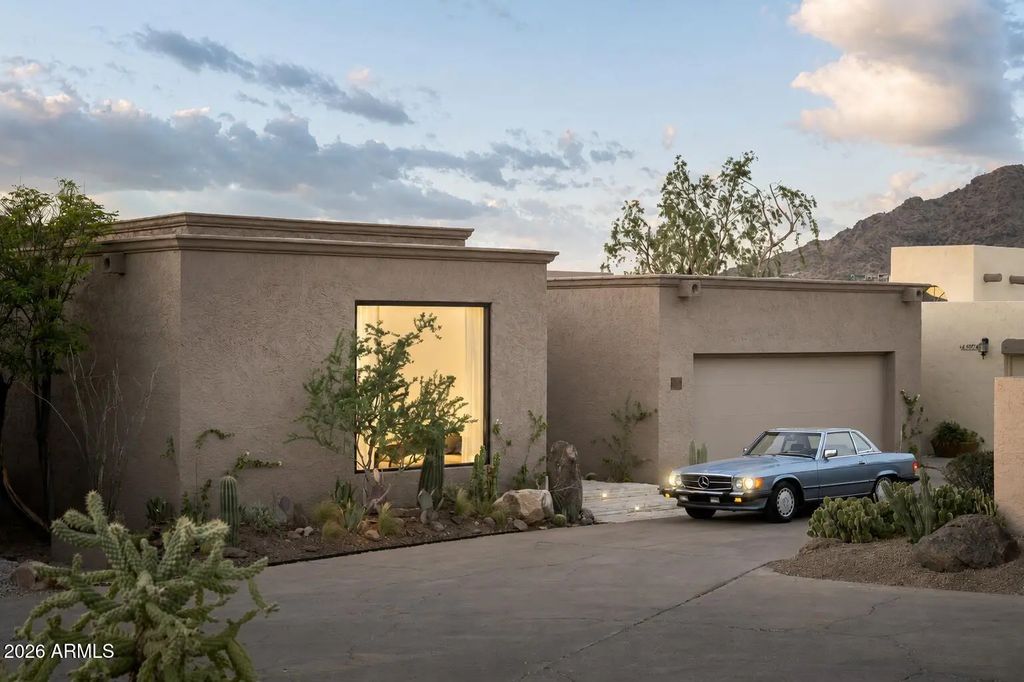 5970 N Echo Canyon Drive, Phoenix