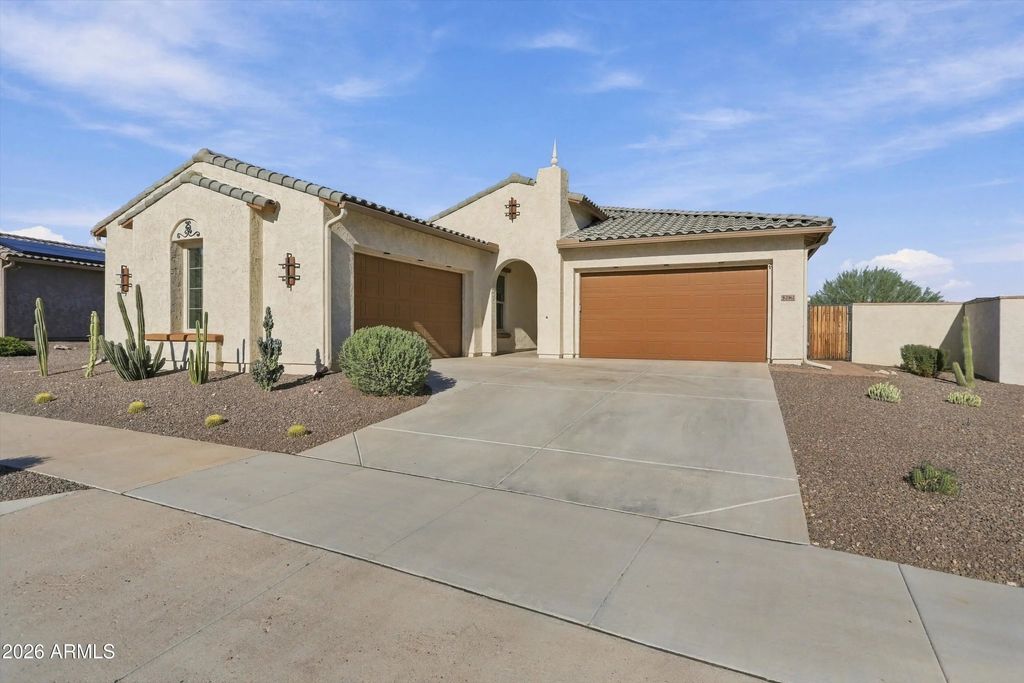 5281 N 205th Lane, Buckeye