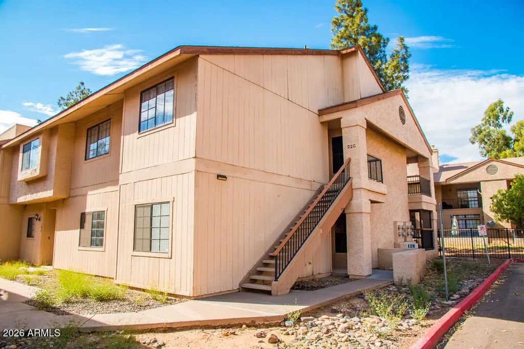 6550 N 47th Avenue (unit 226), Glendale