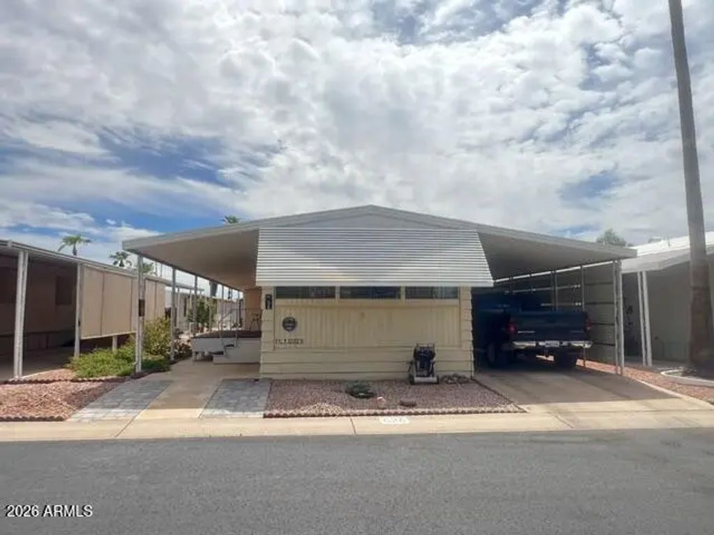 4065 E University Drive (unit 526), Mesa