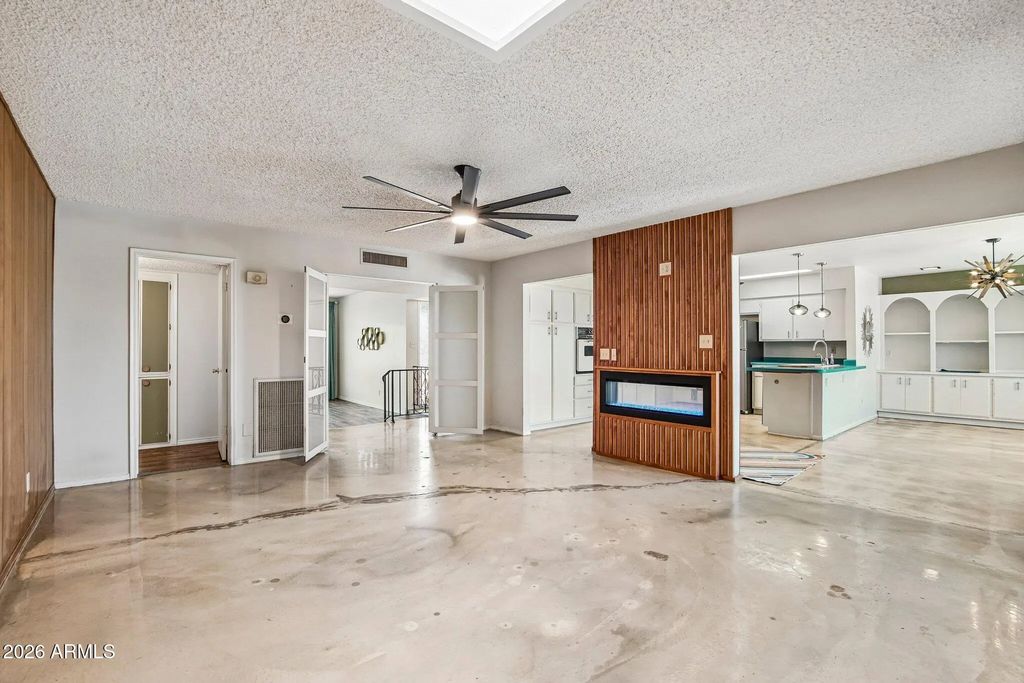 2460 E Claire Drive, Phoenix
