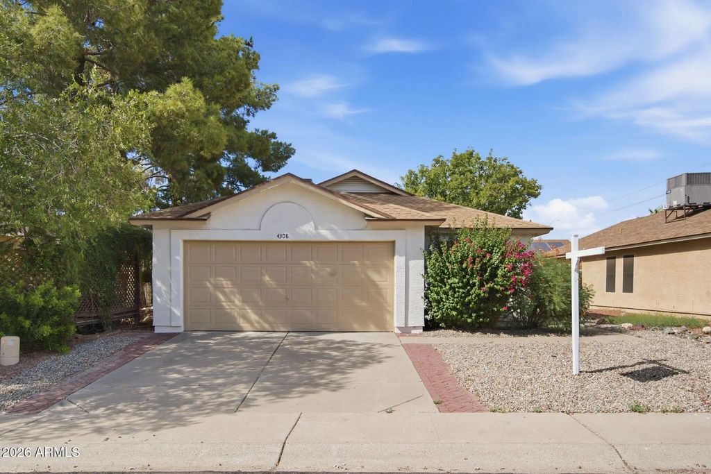 4308 W Westcott Drive, Glendale