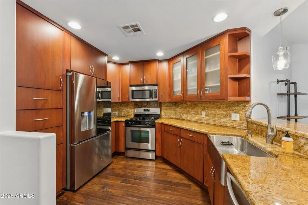 5350 E Deer Valley Drive (unit Unit 1247), Phoenix