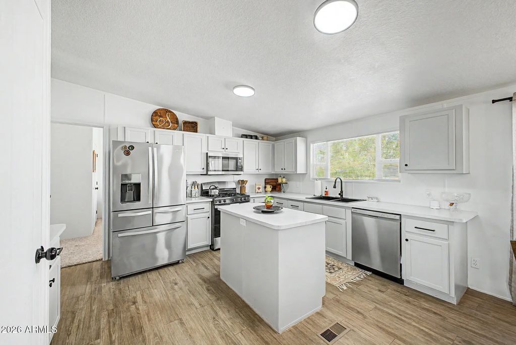 15035 N Dogwood Road, Florence