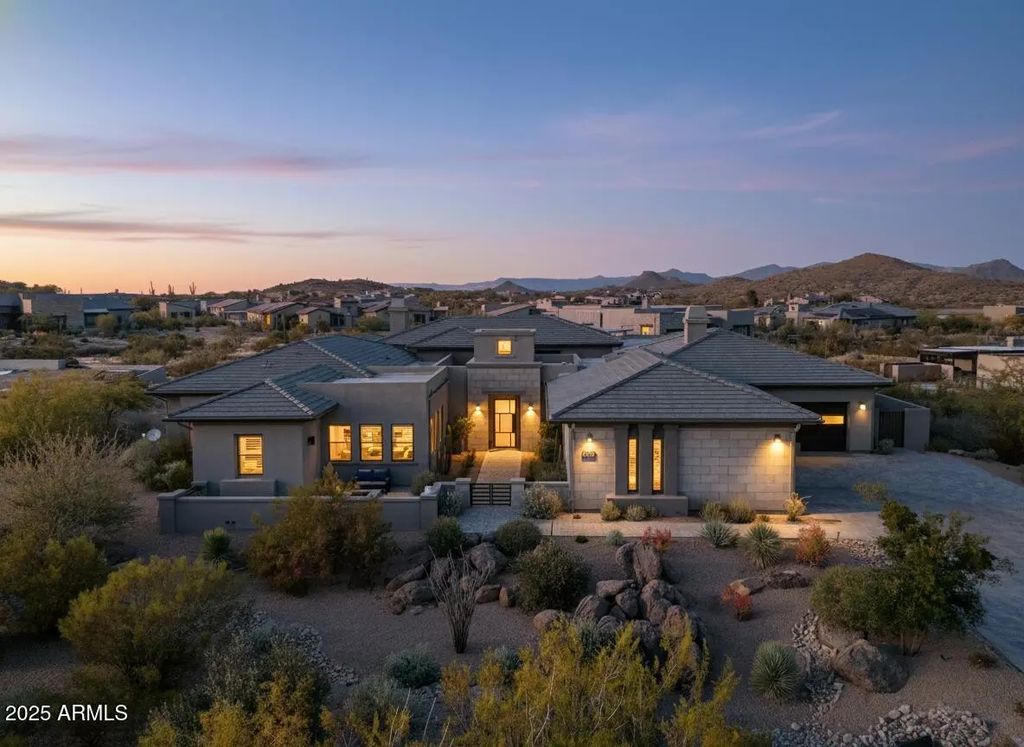 11946 E Cavedale Drive, Scottsdale
