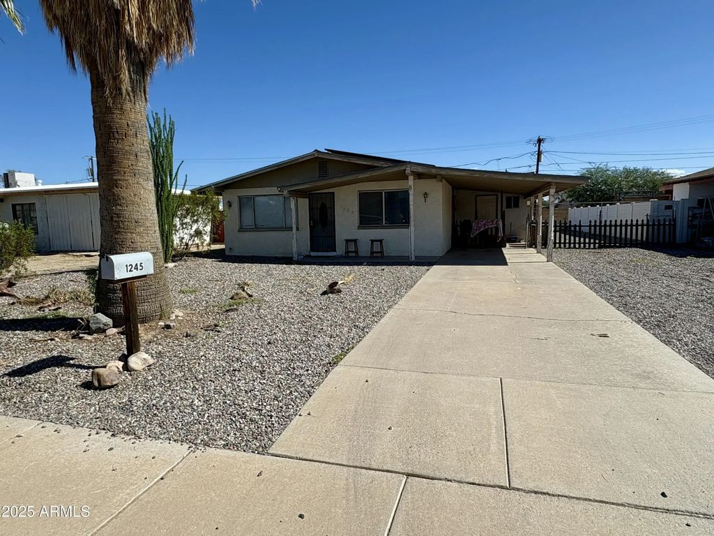 1245 N Ironwood Lane, Coolidge
