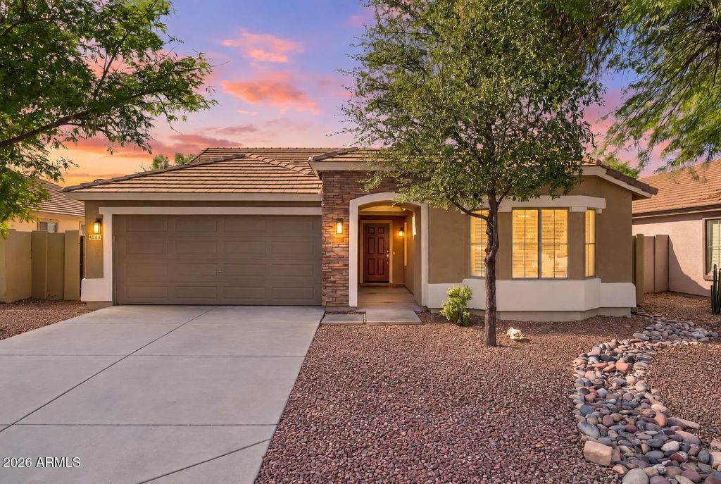 2643 E Desert Rose Trail, San Tan Valley