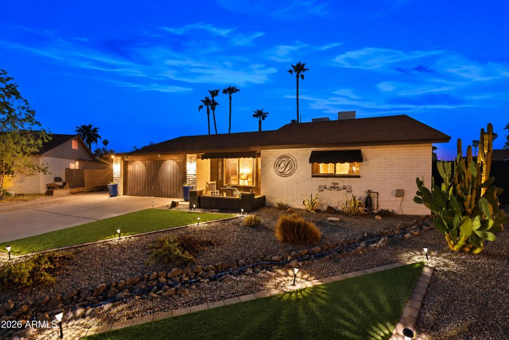 4336 W Sunnyside Avenue, Glendale