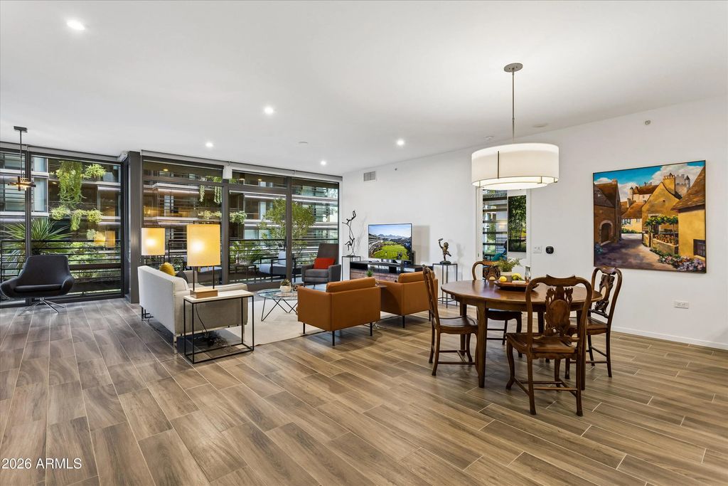 7120 E Kierland Boulevard (unit 301), Scottsdale