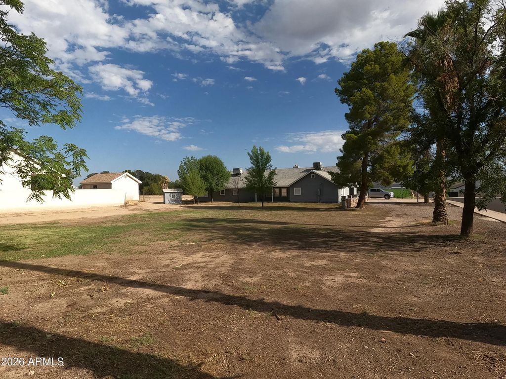 3642 W 1st Street, Thatcher