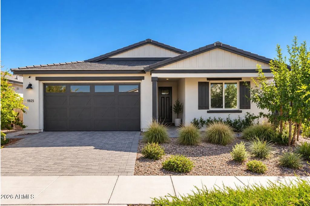 9825 E Satellite Drive, Mesa