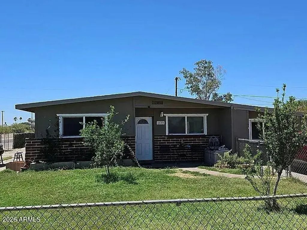1139 E Bisnaga Street, Casa Grande