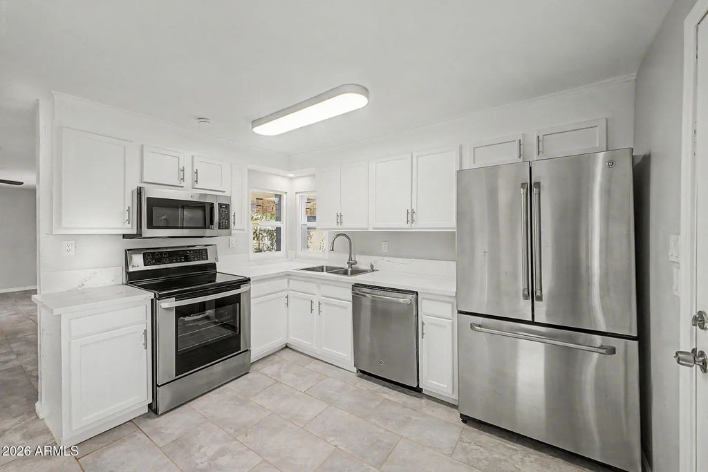 2425 W Papago Street, Phoenix