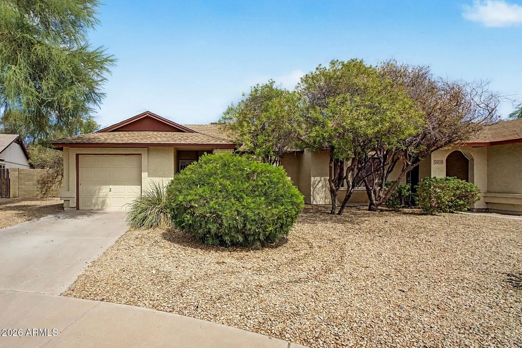 5614 W Buffalo Street, Chandler