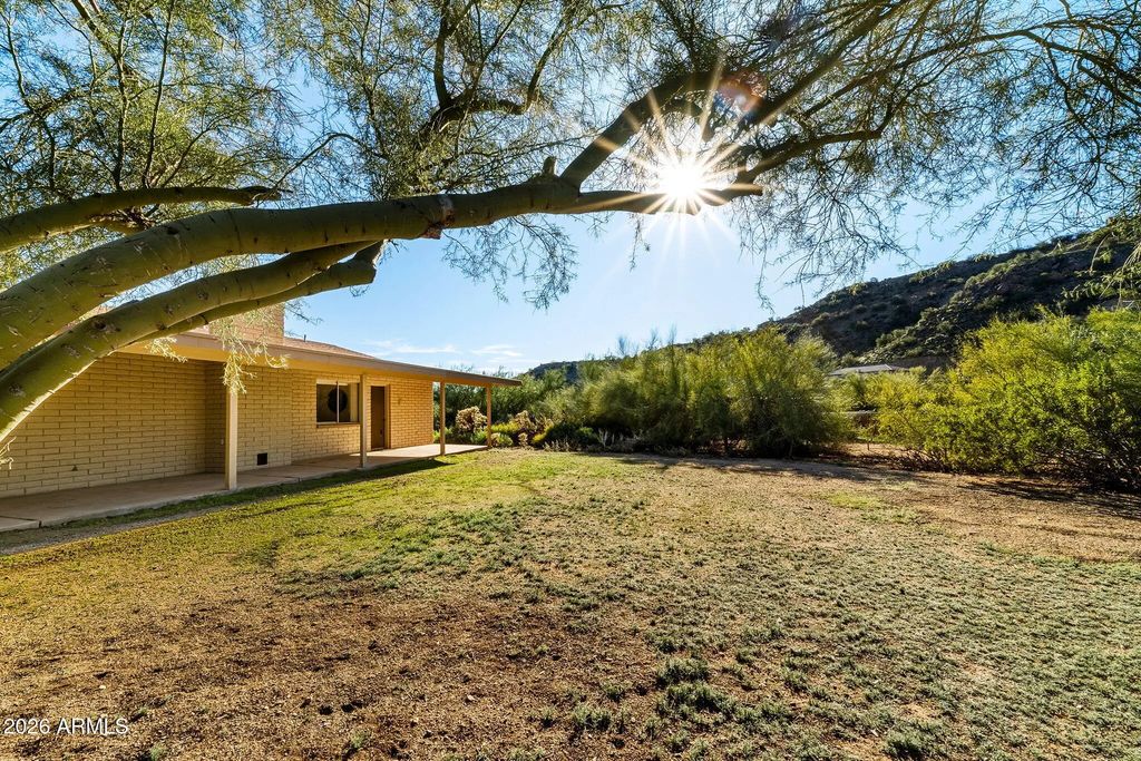 9004 E Grandview Drive, Mesa