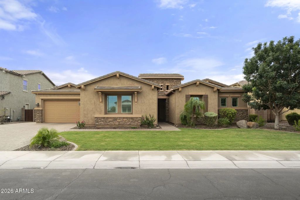 3785 E Strawberry Drive, Gilbert