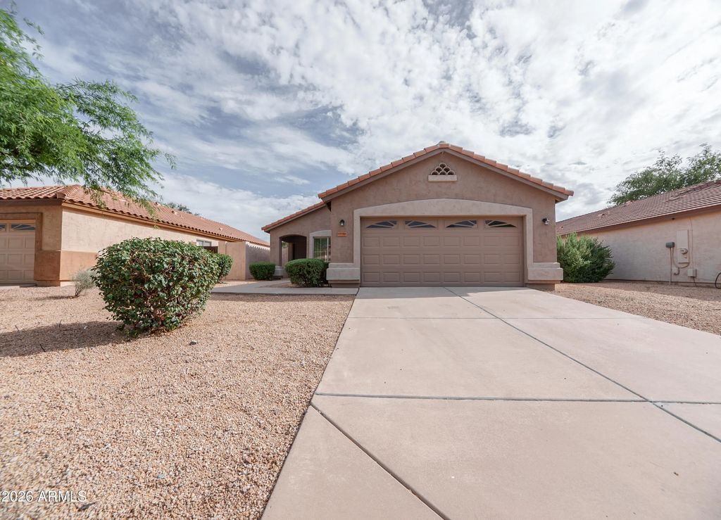 1239 W Breckenridge Avenue, Gilbert