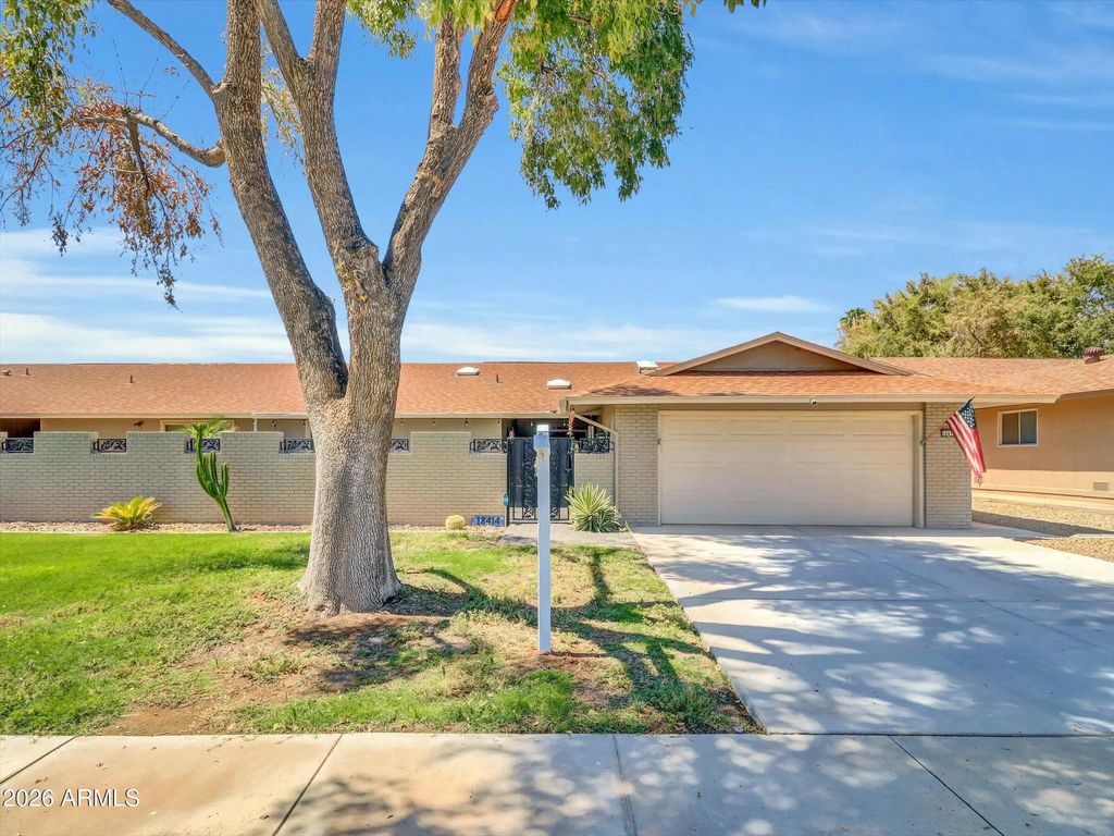 18414 N 104th Avenue, Sun City