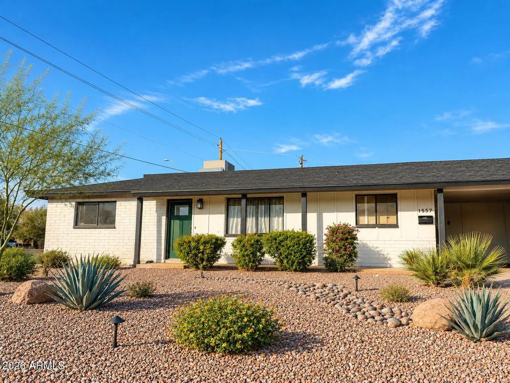 1557 N Fern Circle, Mesa