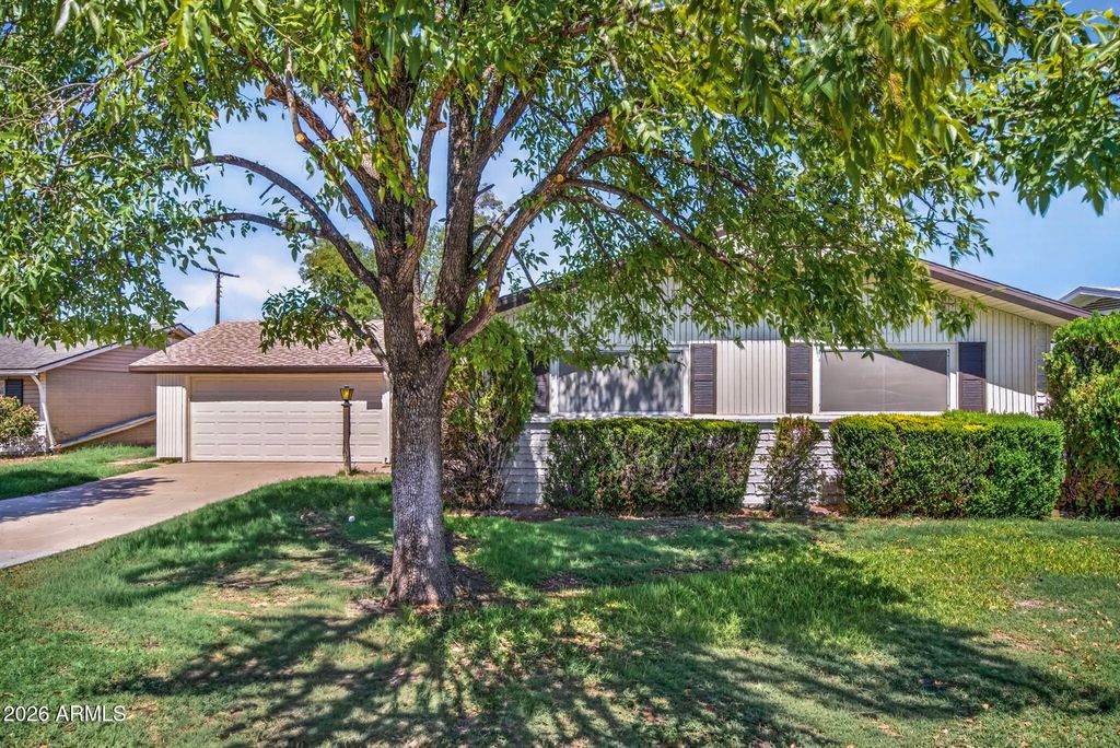 4032 W Palmaire Drive, Phoenix