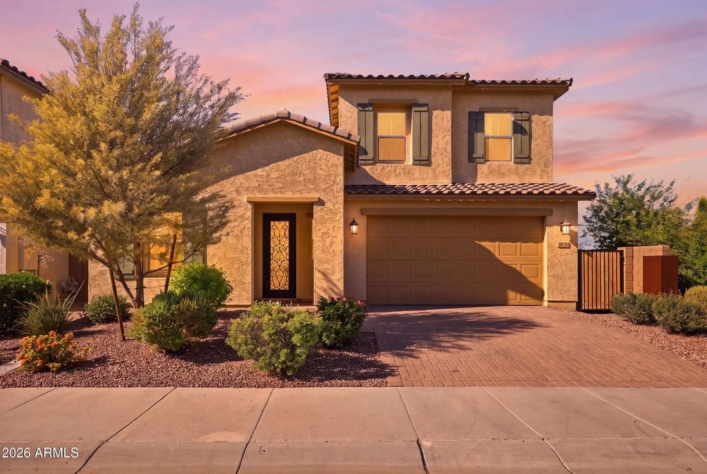 228 E Beatryce Street, Tempe