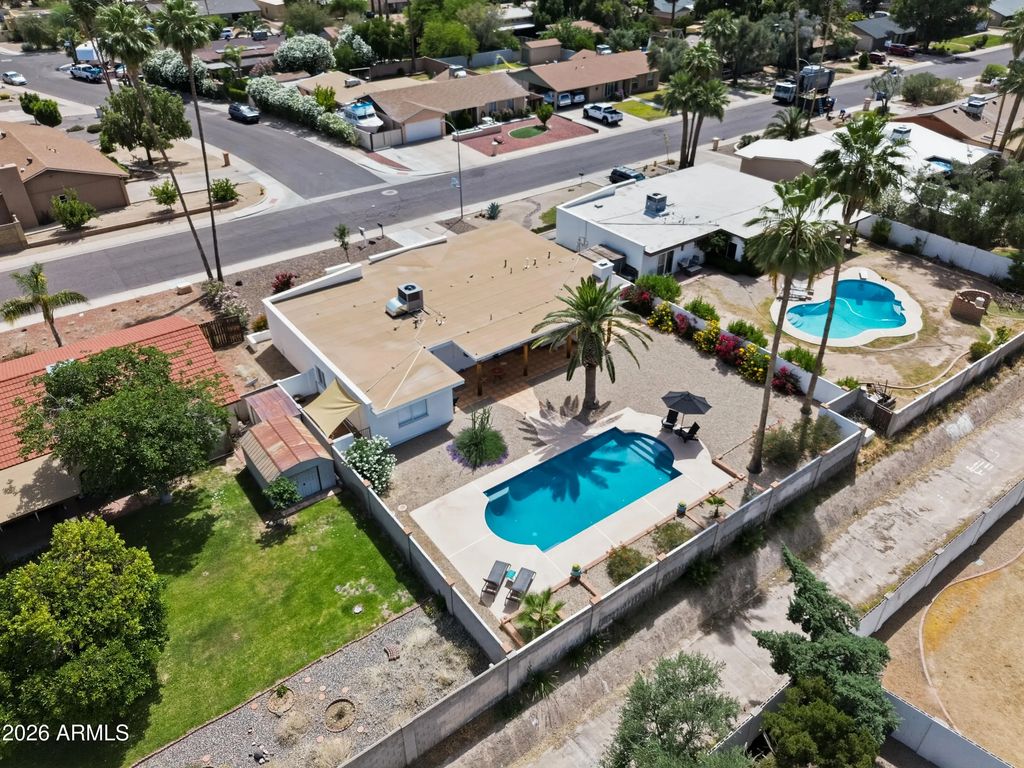 202 E Sharon Avenue, Phoenix