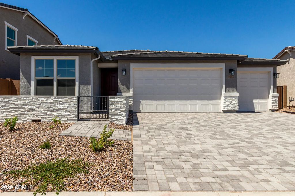 18194 W Elizabeth Avenue, Goodyear