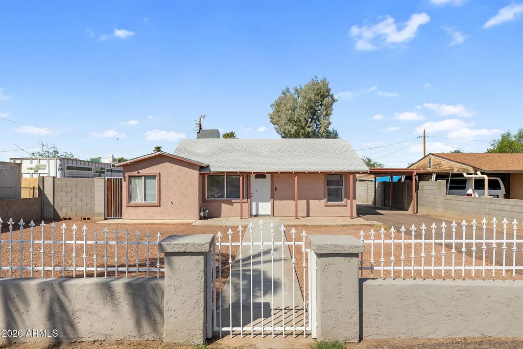 2920 W Holly Street, Phoenix