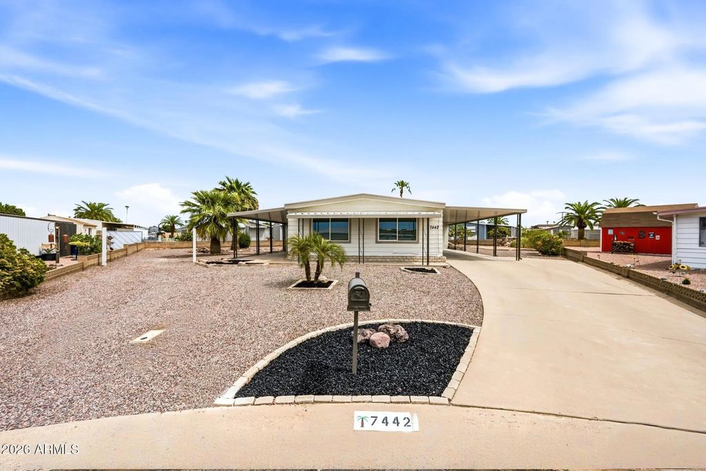 7442 E Bosaga Way, Mesa