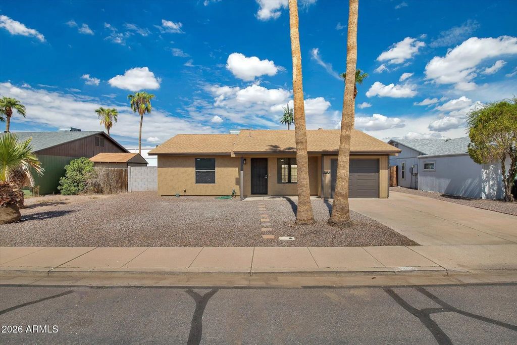 2032 W Obispo Avenue, Mesa