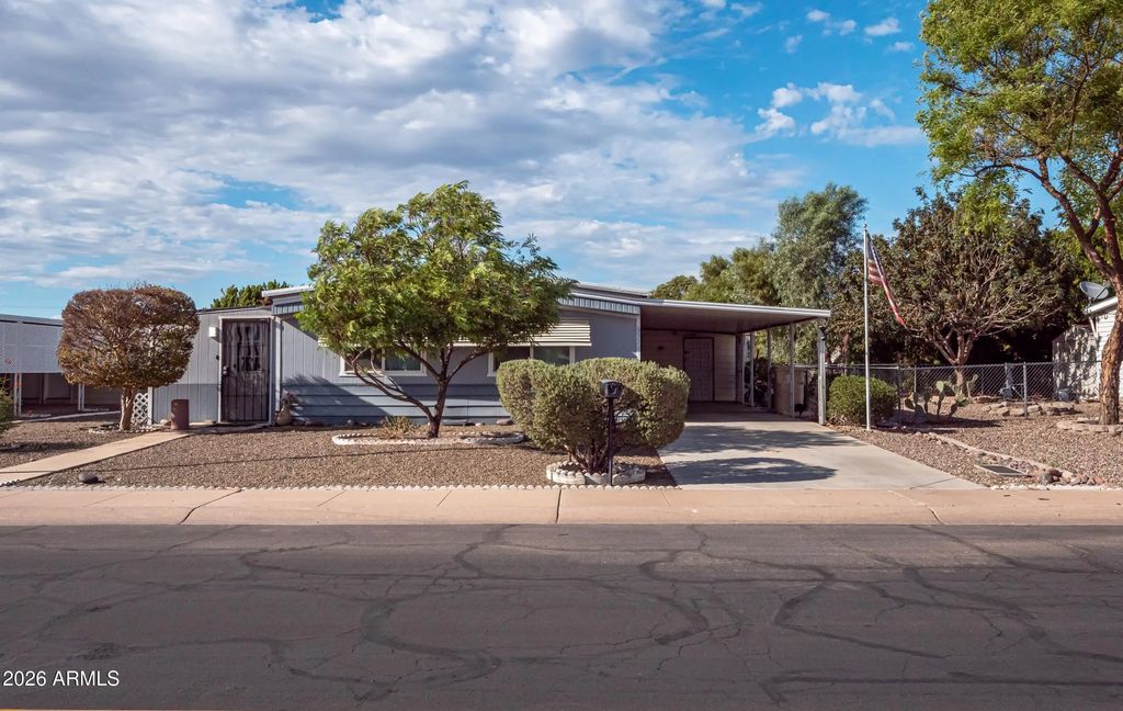 6534 W Sunnyslope Lane, Glendale