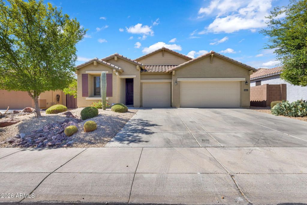18211 W Palo Verde Avenue, Waddell