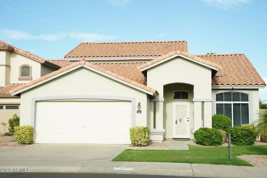 1231 N Firehouse Court, Chandler