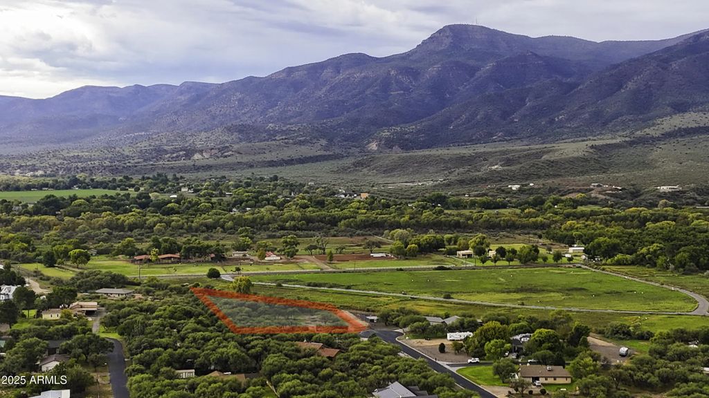 2351 S Diamond Creek Lane S (unit 404-05-138), Camp Verde