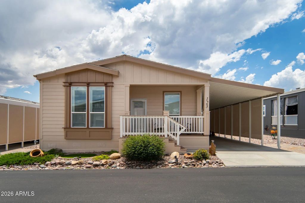 11350 E Sarah Jane Lane (unit 123), Dewey