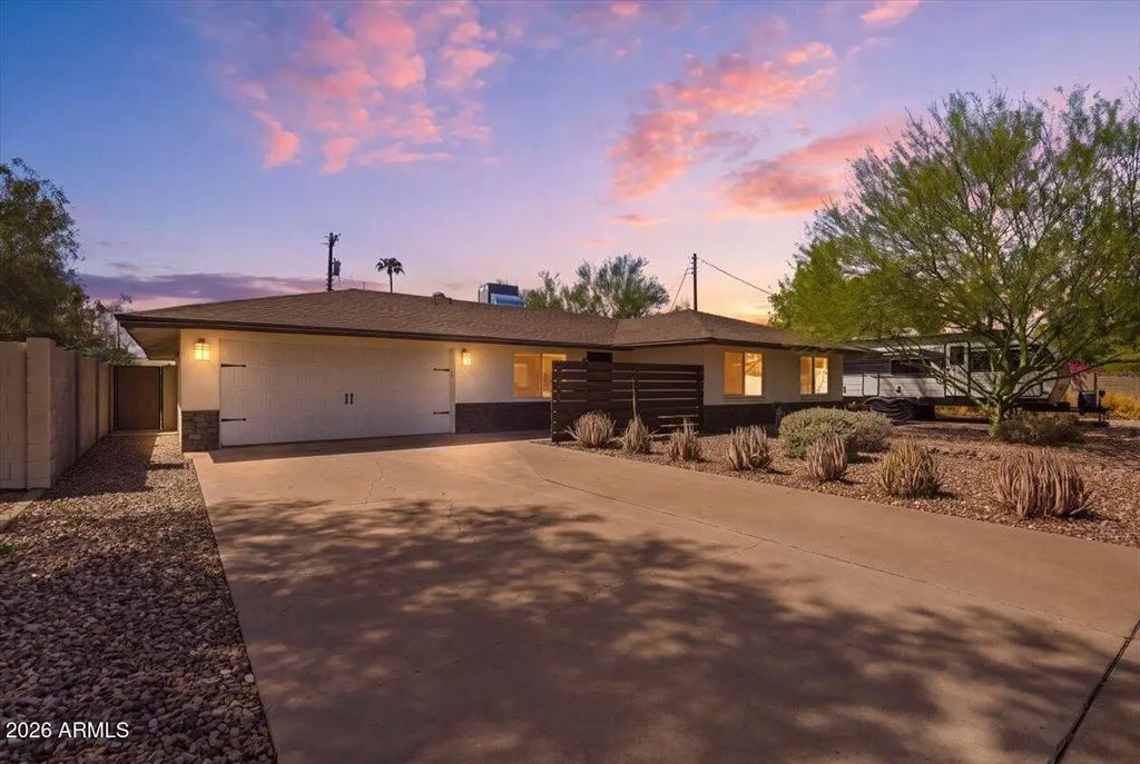 1209 W Medlock Drive, Phoenix
