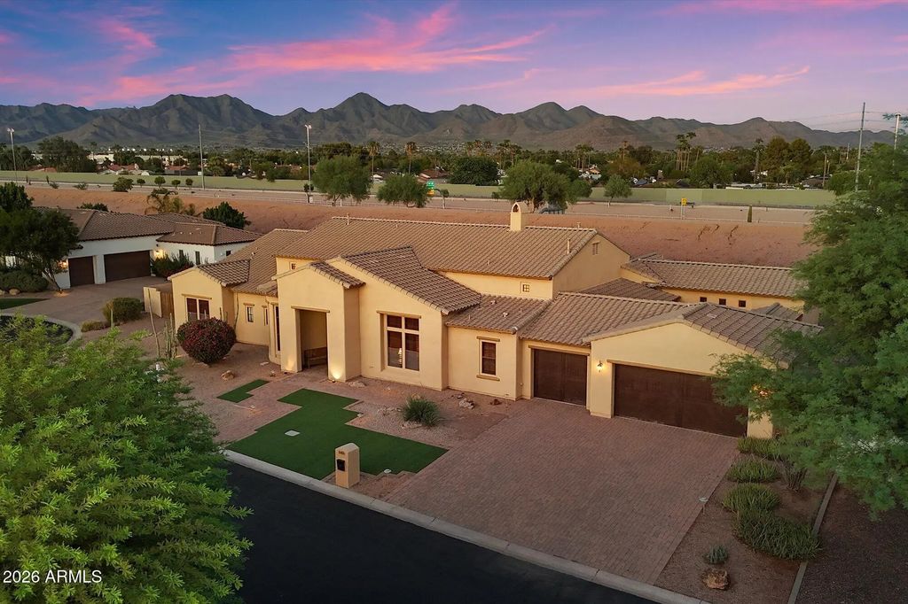 11455 N 87th Place, Scottsdale
