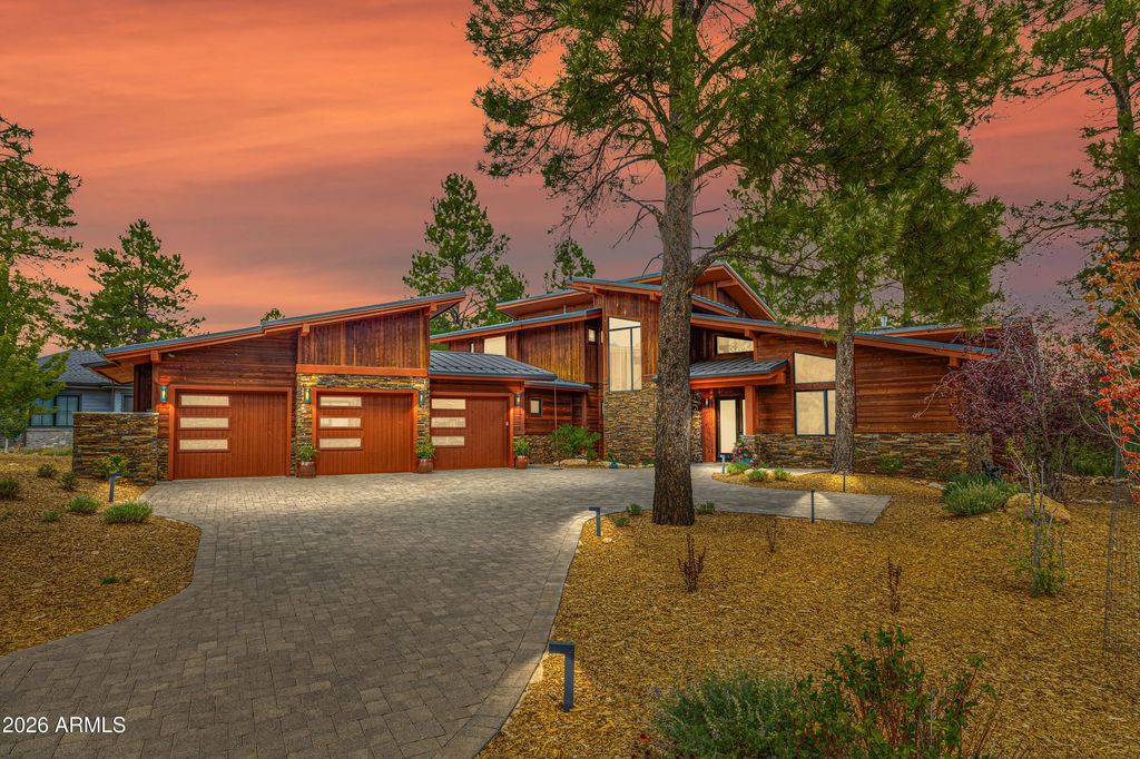 3308 S Clubhouse Circle, Flagstaff