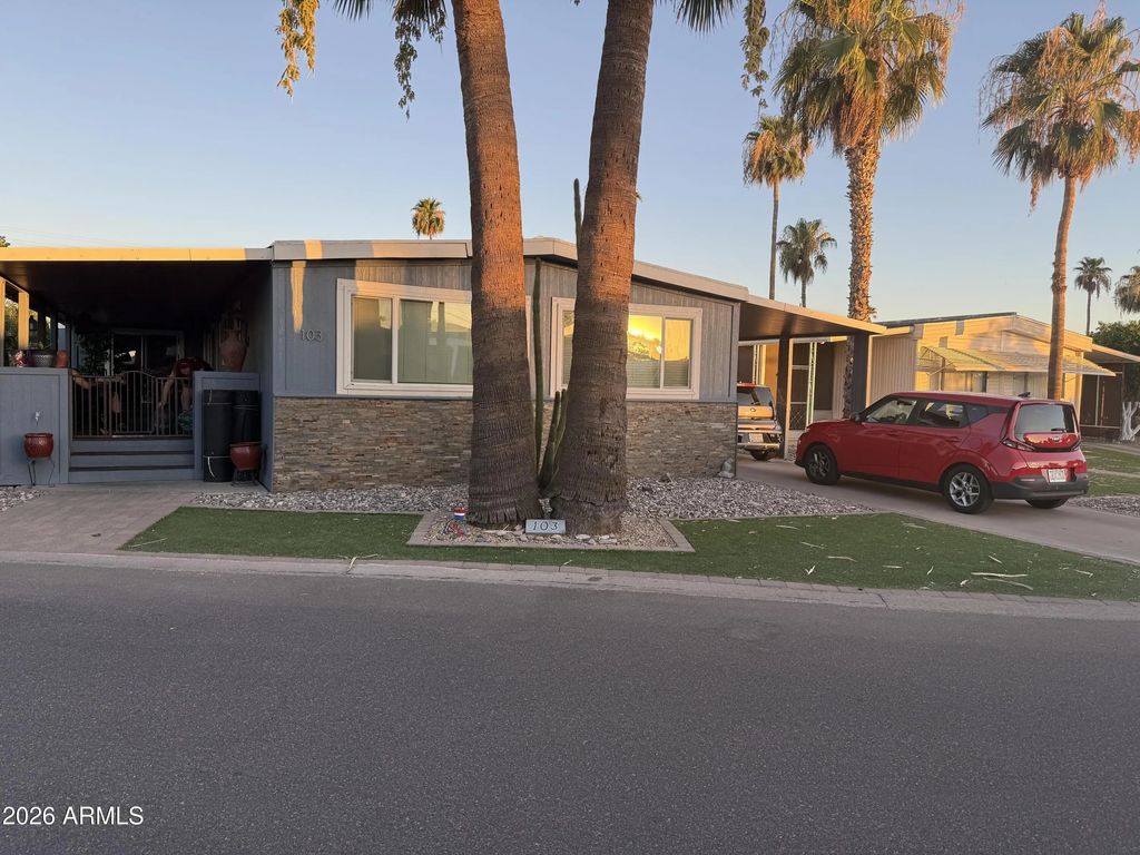 2727 E University Drive (unit 103), Tempe