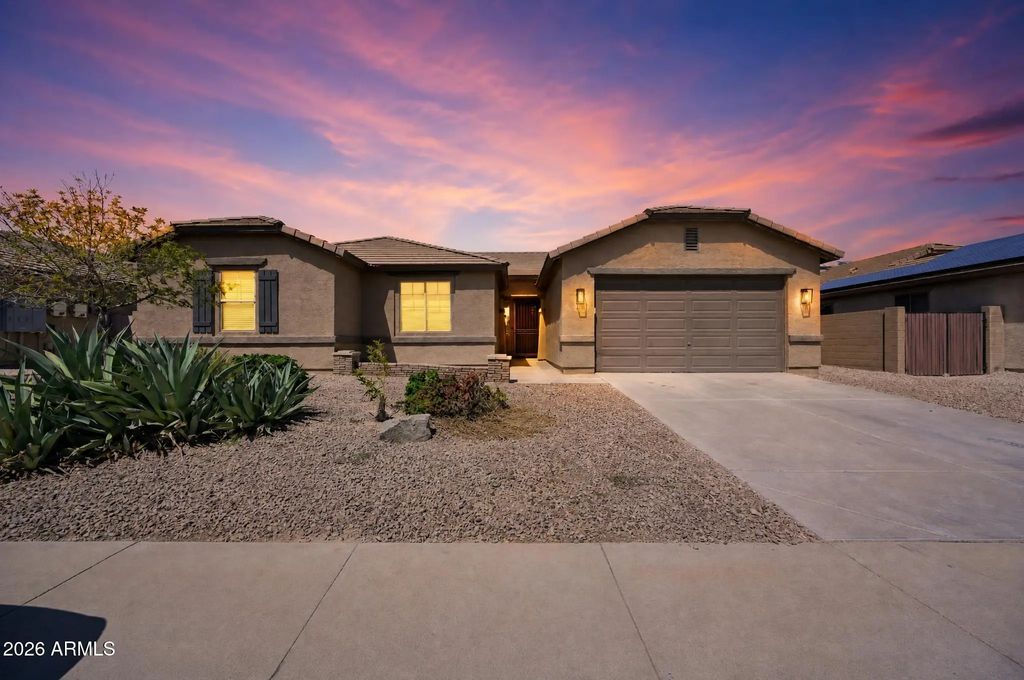 22180 W Ashleigh Marie Drive, Buckeye