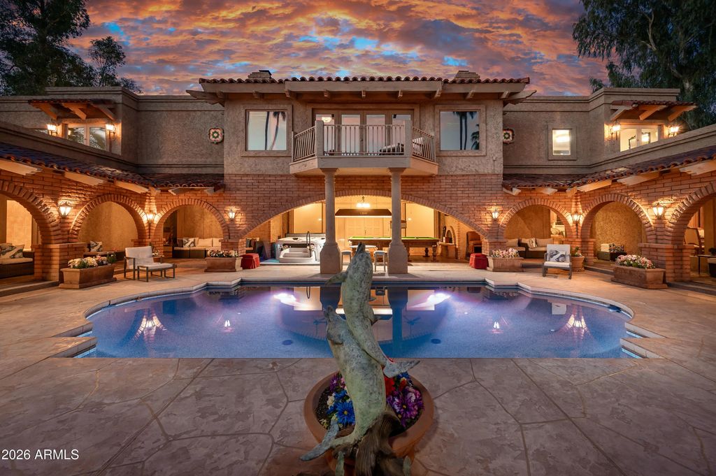 7156 E Oakmont Drive, Paradise Valley