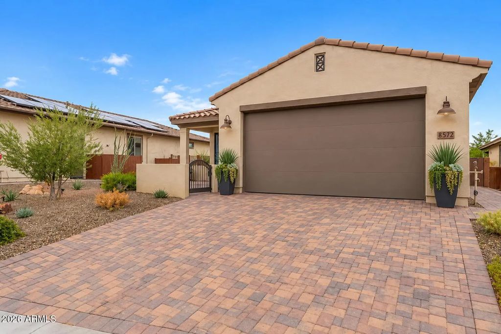 4527 Charro Court, Wickenburg