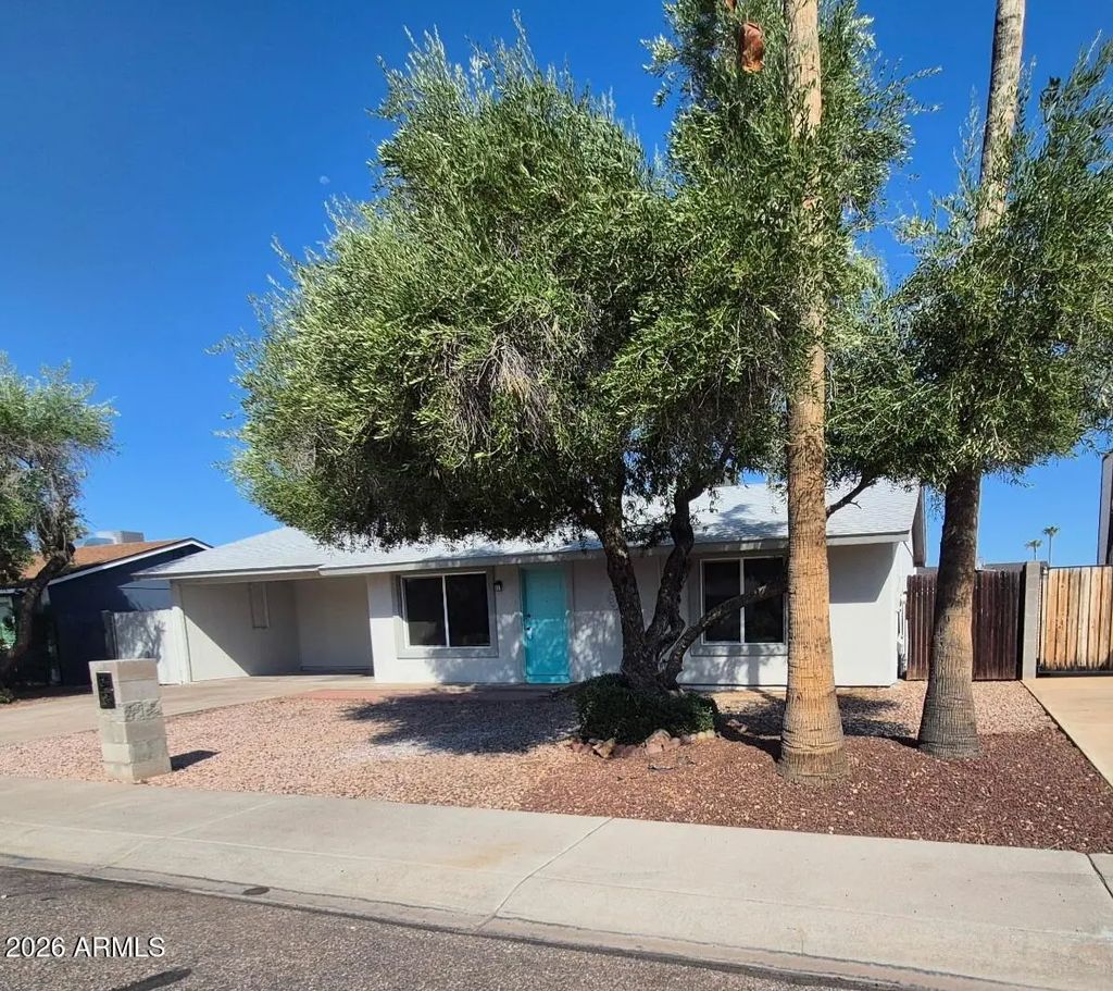 3310 E Angela Drive, Phoenix