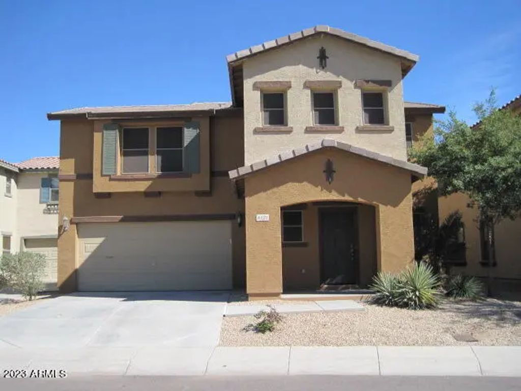 8521 N 64th Drive, Glendale