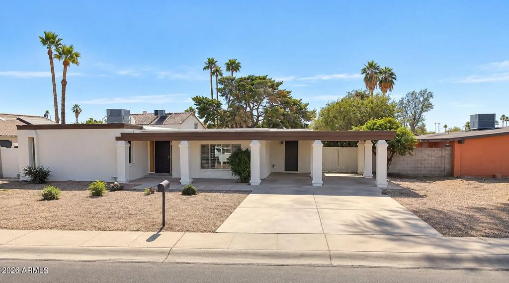3801 W Mercer Lane, Phoenix